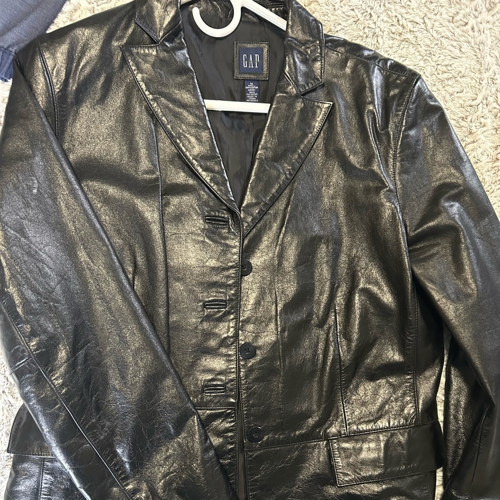 Gap Jacket 100% Leather - Picture 4 of 8